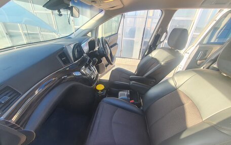 Nissan Elgrand III, 2019 год, 2 265 000 рублей, 19 фотография