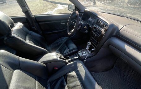 Subaru Legacy III, 2000 год, 300 000 рублей, 5 фотография