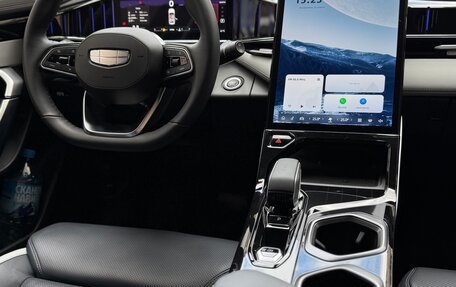 Geely Atlas, 2024 год, 2 900 000 рублей, 8 фотография