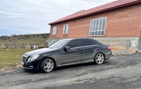 Mercedes-Benz E-Класс, 2011 год, 1 290 000 рублей, 7 фотография