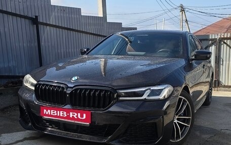 BMW 5 серия, 2021 год, 4 650 000 рублей, 2 фотография