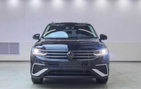 Volkswagen Tiguan II, 2022 год, 2 303 064 рублей, 1 фотография