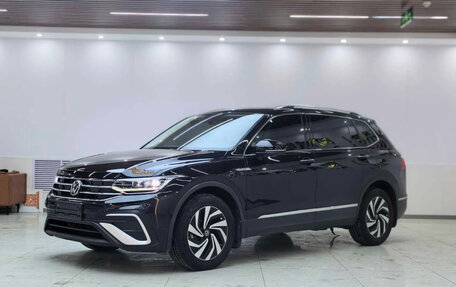 Volkswagen Tiguan II, 2022 год, 2 303 064 рублей, 3 фотография