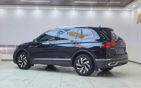 Volkswagen Tiguan II, 2022 год, 2 303 064 рублей, 4 фотография