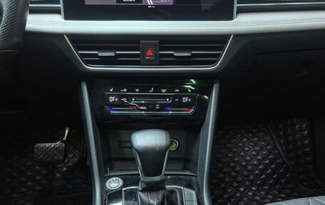 Volkswagen Tiguan II, 2022 год, 2 303 064 рублей, 13 фотография