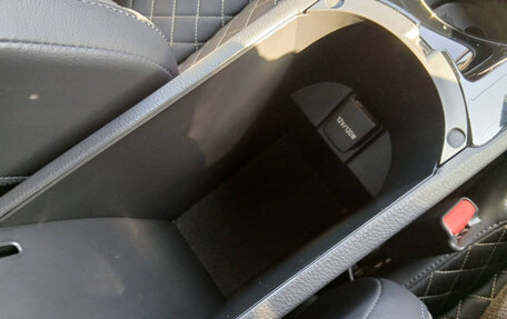 Toyota C-HR I рестайлинг, 2023 год, 1 814 000 рублей, 22 фотография