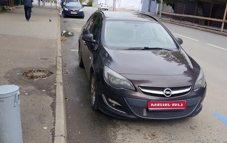 Opel Astra J, 2012 год, 710 000 рублей, 1 фотография