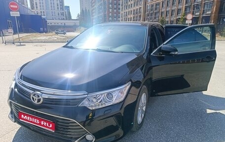 Toyota Camry, 2015 год, 2 480 000 рублей, 1 фотография