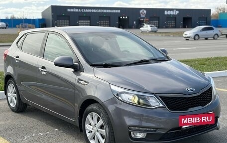 KIA Rio III рестайлинг, 2016 год, 985 000 рублей, 3 фотография