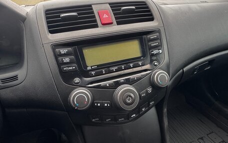 Honda Accord VII рестайлинг, 2006 год, 590 000 рублей, 22 фотография