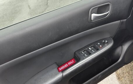 Honda Accord VII рестайлинг, 2006 год, 590 000 рублей, 24 фотография