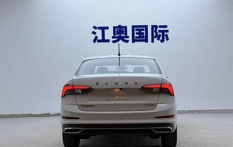 Skoda Rapid II, 2022 год, 1 423 090 рублей, 6 фотография