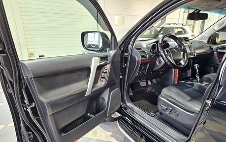 Toyota Land Cruiser Prado 150 рестайлинг 2, 2016 год, 3 399 000 рублей, 9 фотография