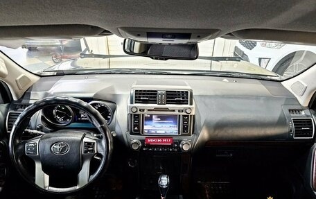 Toyota Land Cruiser Prado 150 рестайлинг 2, 2016 год, 3 399 000 рублей, 13 фотография
