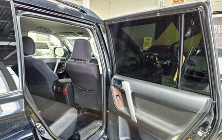 Toyota Land Cruiser Prado 150 рестайлинг 2, 2016 год, 3 399 000 рублей, 19 фотография