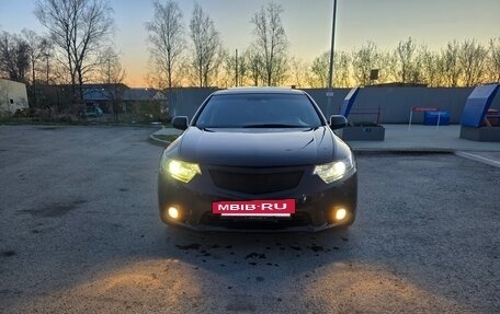 Honda Accord VIII рестайлинг, 2011 год, 990 000 рублей, 2 фотография