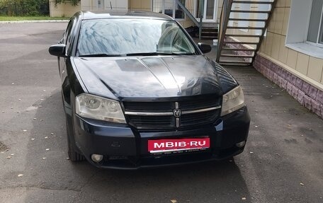 Dodge Avenger II рестайлинг, 2007 год, 790 000 рублей, 1 фотография