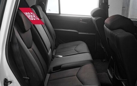 SsangYong Kyron I, 2011 год, 819 000 рублей, 7 фотография