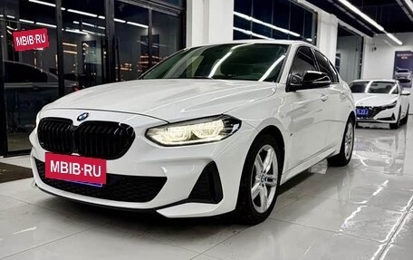 BMW 1 серия, 2023 год, 1 520 000 рублей, 3 фотография
