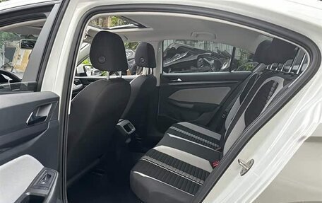 Volkswagen Bora, 2023 год, 1 320 000 рублей, 24 фотография