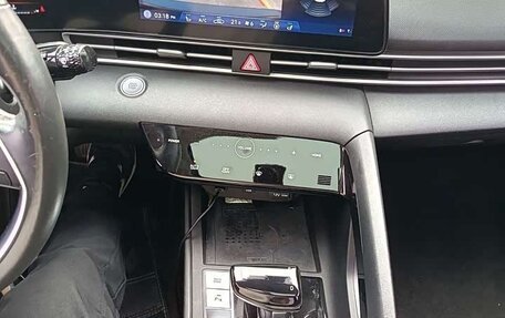 Hyundai Elantra, 2021 год, 1 220 000 рублей, 10 фотография