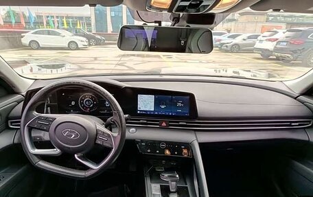 Hyundai Elantra, 2021 год, 1 220 000 рублей, 8 фотография