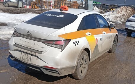 Hyundai Elantra, 2023 год, 1 718 000 рублей, 4 фотография