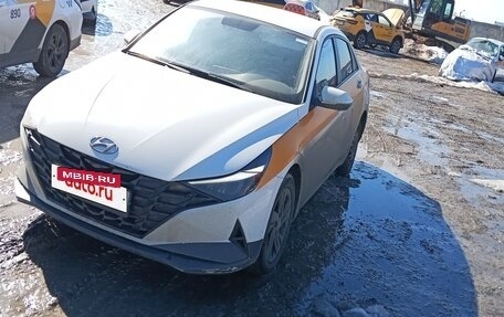 Hyundai Elantra, 2023 год, 1 718 000 рублей, 2 фотография