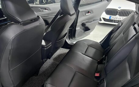 Toyota Prius IV XW50, 2025 год, 4 500 000 рублей, 9 фотография