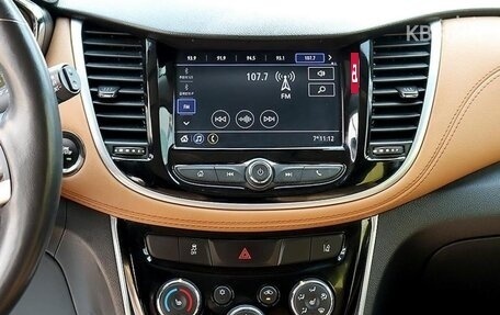 Chevrolet Trax, 2022 год, 1 220 000 рублей, 8 фотография