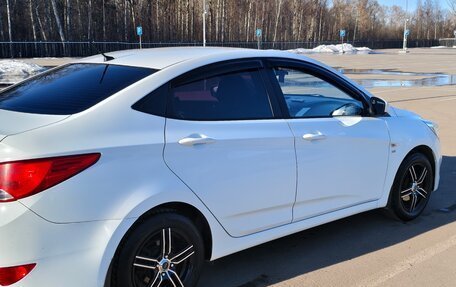 Hyundai Solaris II рестайлинг, 2014 год, 999 000 рублей, 5 фотография