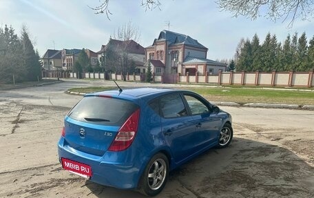Hyundai i30 I, 2010 год, 750 000 рублей, 3 фотография