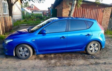 Hyundai i30 I, 2010 год, 750 000 рублей, 11 фотография