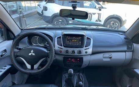 Mitsubishi L200 IV рестайлинг, 2012 год, 1 400 000 рублей, 24 фотография
