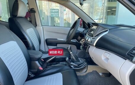 Mitsubishi L200 IV рестайлинг, 2012 год, 1 400 000 рублей, 21 фотография