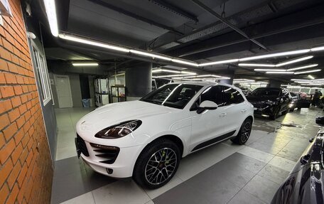 Porsche Macan I рестайлинг, 2015 год, 2 700 000 рублей, 1 фотография