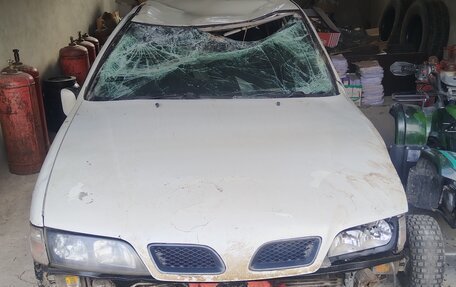 Nissan Primera II рестайлинг, 1999 год, 100 000 рублей, 1 фотография