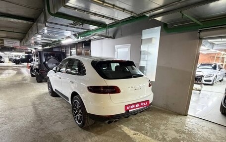 Porsche Macan I рестайлинг, 2015 год, 2 700 000 рублей, 4 фотография