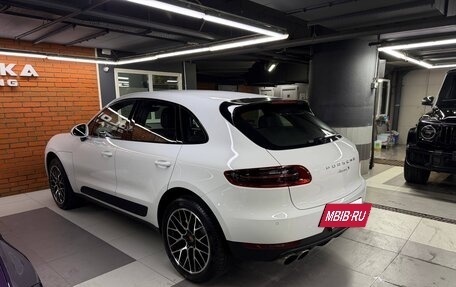 Porsche Macan I рестайлинг, 2015 год, 2 700 000 рублей, 2 фотография