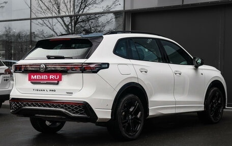 Volkswagen Tiguan, 2025 год, 4 890 000 рублей, 4 фотография