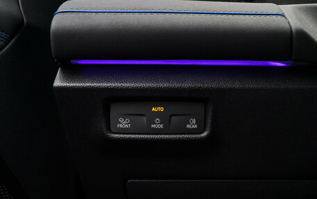 Volkswagen Tiguan, 2025 год, 4 890 000 рублей, 31 фотография