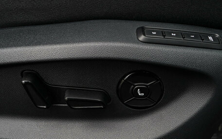 Volkswagen Tiguan, 2025 год, 4 890 000 рублей, 27 фотография