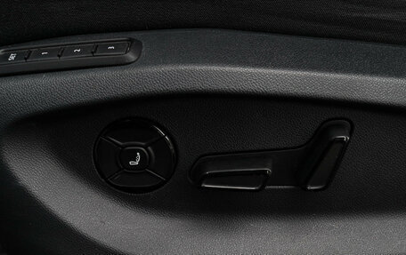 Volkswagen Tiguan, 2025 год, 4 890 000 рублей, 26 фотография