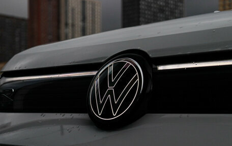 Volkswagen Tiguan, 2025 год, 4 890 000 рублей, 40 фотография