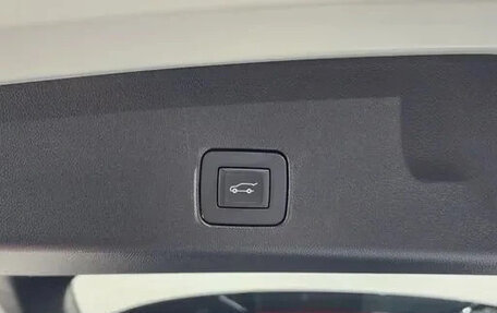 Chevrolet TrailBlazer, 2020 год, 2 032 000 рублей, 23 фотография