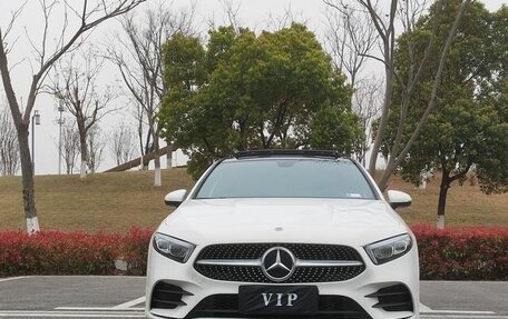 Mercedes-Benz A-Класс, 2022 год, 2 190 000 рублей, 2 фотография