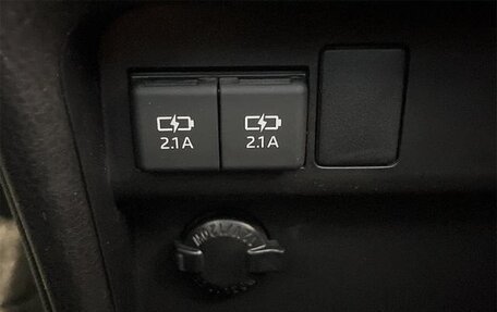 Toyota Voxy III, 2021 год, 1 770 000 рублей, 24 фотография