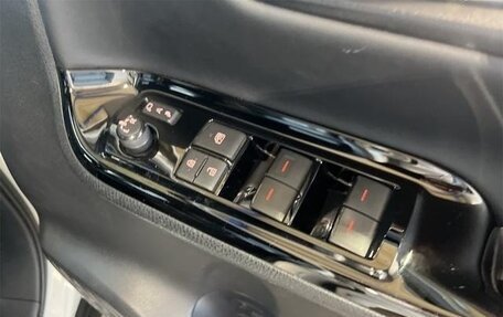 Toyota Voxy III, 2021 год, 1 770 000 рублей, 33 фотография