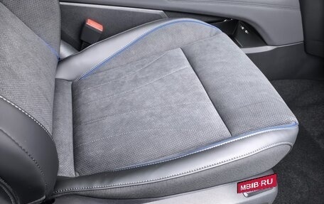 Volkswagen Tiguan, 2026 год, 4 590 000 рублей, 24 фотография