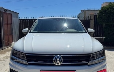 Volkswagen Tiguan II, 2020 год, 3 000 000 рублей, 1 фотография